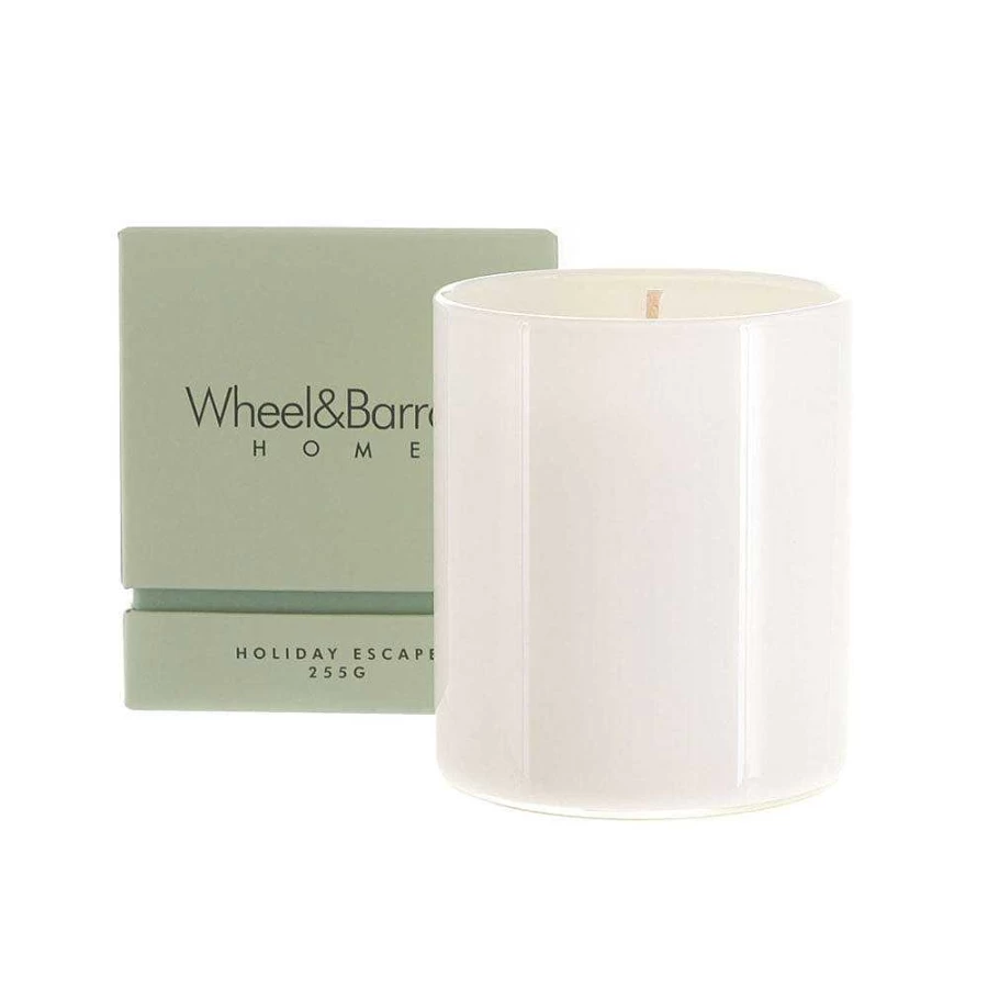 "Wheel and Barrow Holiday Escape Soy Candle – 255G Premium Scented Candle for Relaxation"